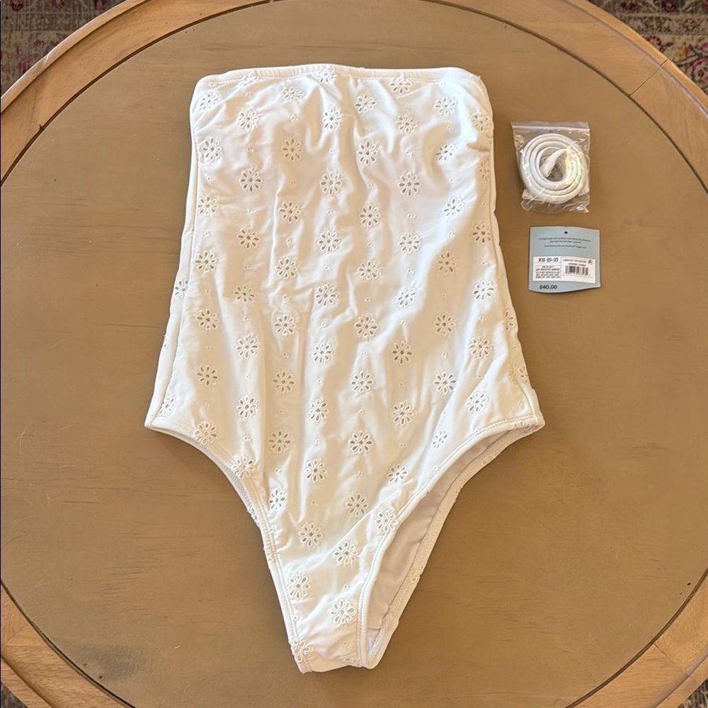 Shade & Shore Eyelet One-Piece Swimsuit - XS - NWT